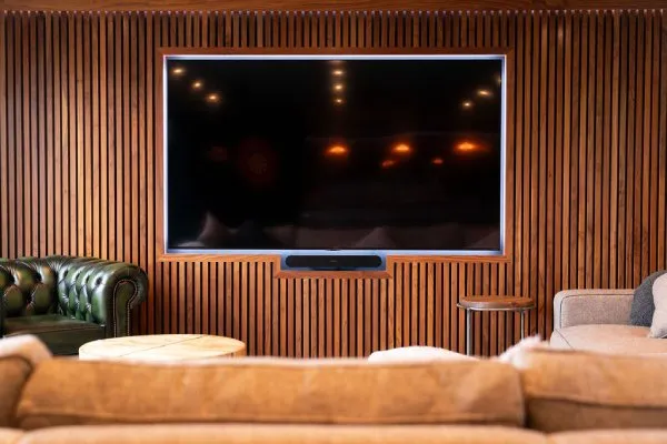 bespoke home bar and media wall - Elm Core Interiors